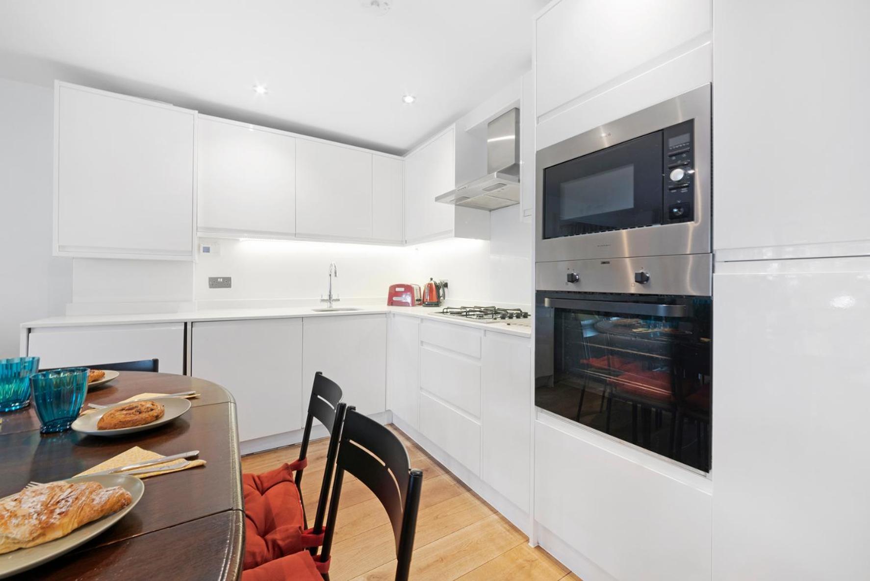 Hermitage Road Apartment By Morethanstays ロンドン エクステリア 写真